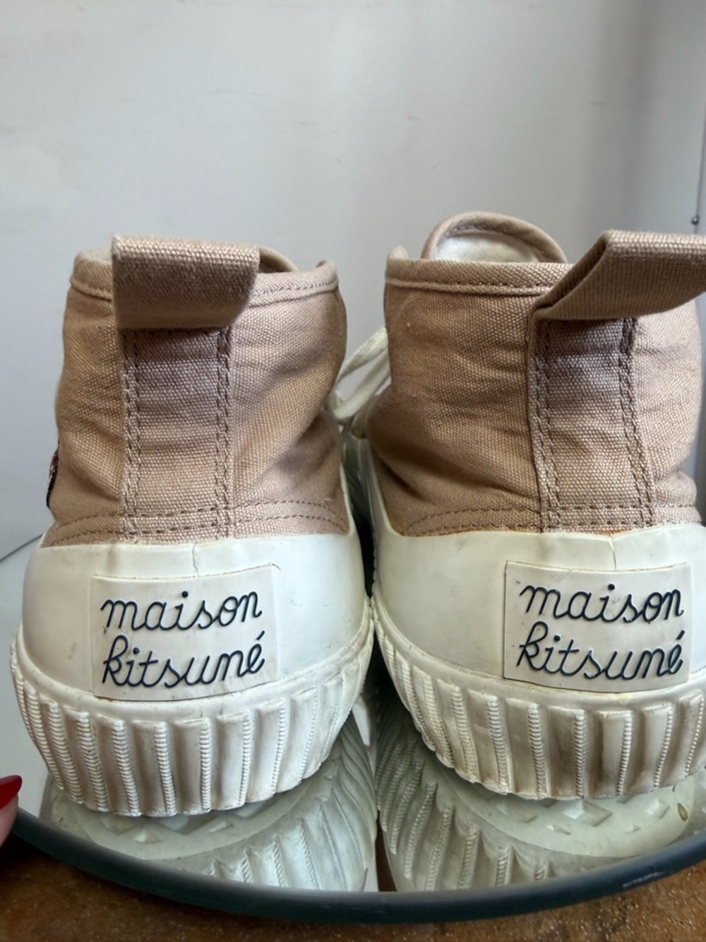 MAISON KITSUNÉ Beige High-Top Sneakers with Colorful Fox Patch - Picture 5 of 11